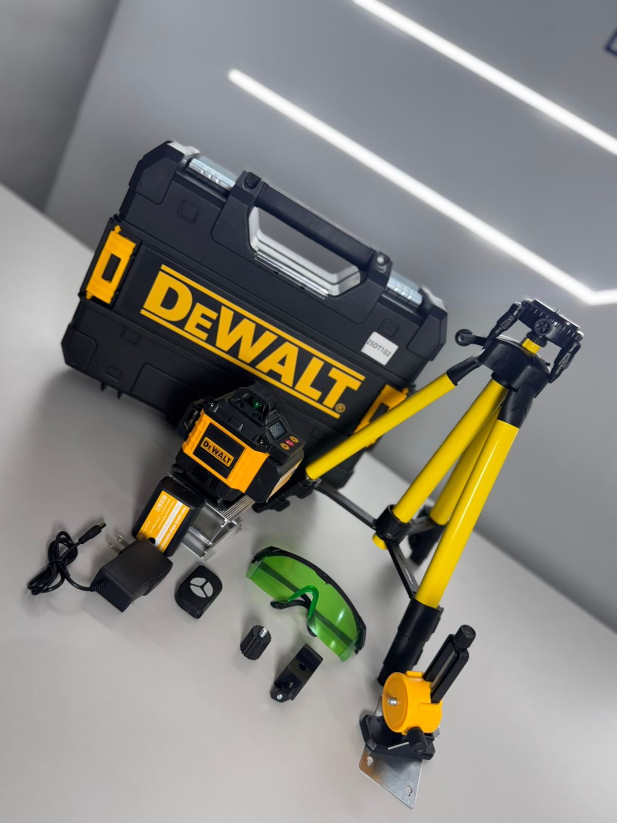 Nivelador laser Dewalt 16 lineas